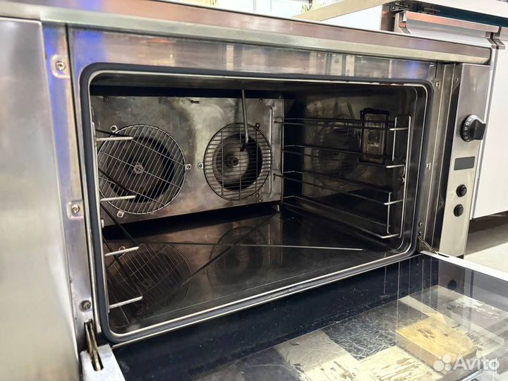 Печь конвеционная Smeg на 4 уровня