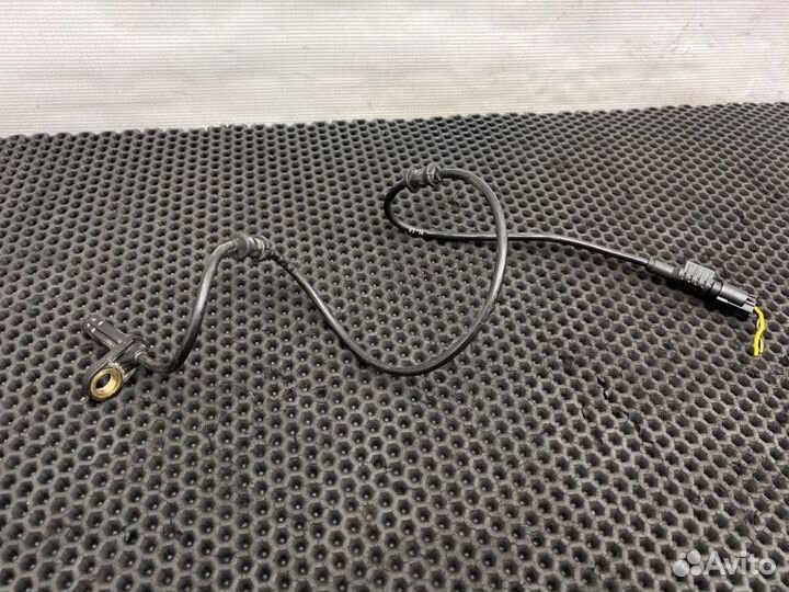 Датчик abs передний Mercedes-Benz E-Class W211