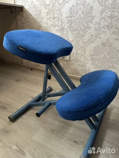 Коленный стул