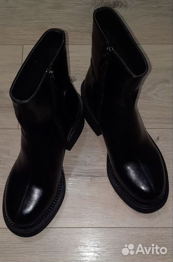 Ботинки женские