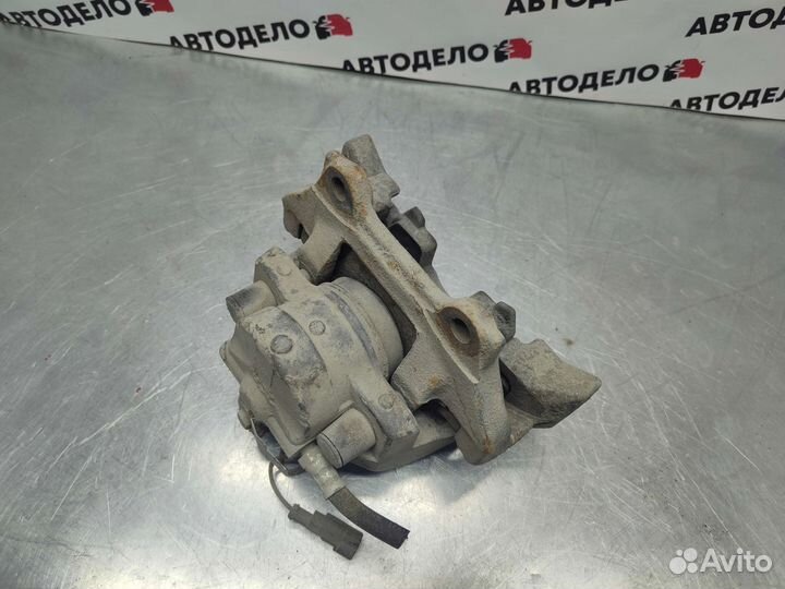 Суппорт передний левый Alfa Romeo 156 1999 г.в