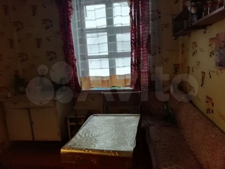 2-к. квартира, 60 м², 1/2 эт.