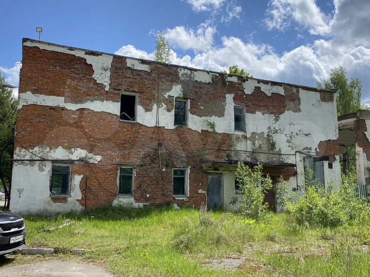 Здание, 597.8 м²