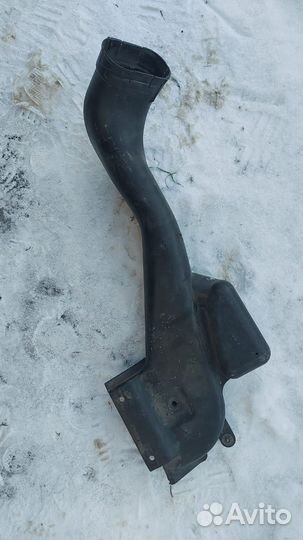 Воздухозаборник Nissan X-Trail T30