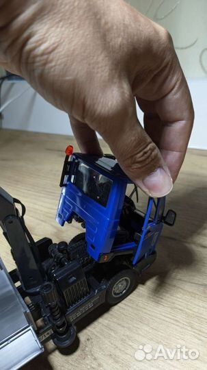 Детская игрушка, инерционная машинка Dickie Toys