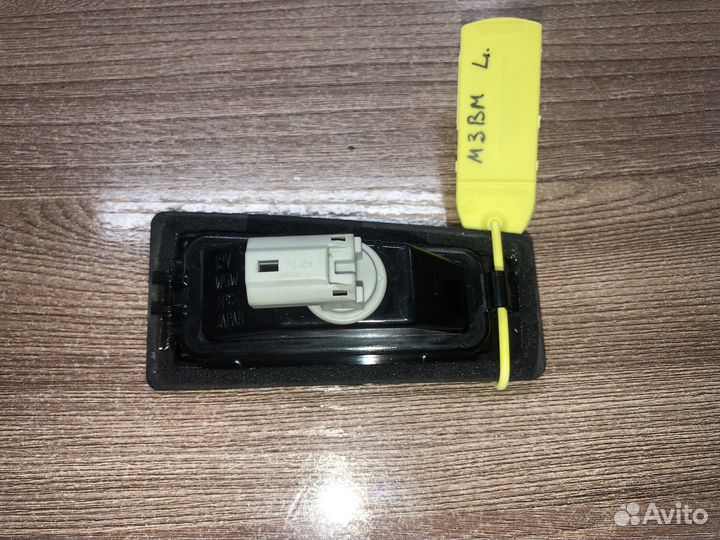 Фонарь подсветки номера Mazda 3 BM 2013-2019