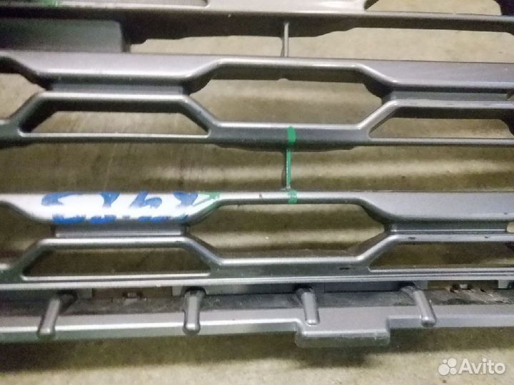 1258388 toyota RAV4 решетка облицовки радиатора 2020