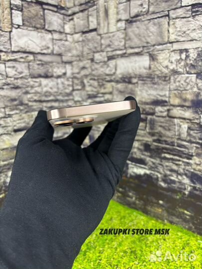 iPhone XR в корпусе 16 Pro