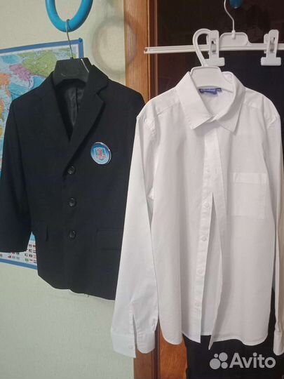 Школьный костюм на мальчика 134 140 темно синий