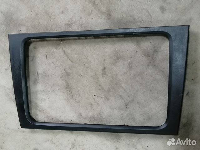 Рамка магнитолы для VW Golf VI 2009-2013