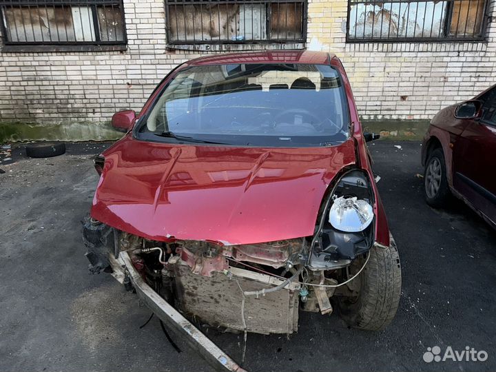 Nissan Note 1.4 МТ, 2007, битый, 245 000 км