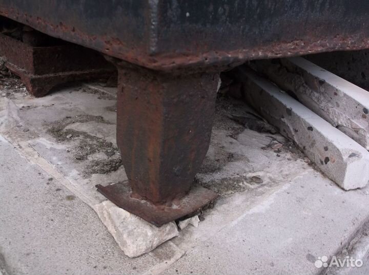 Коптильно-сушильный шкаф б/у