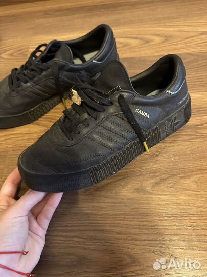 Кроссовки adidas samba