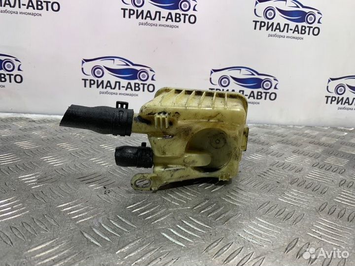 Бачок жидкости гур Audi Q7 4L 3.0 diesel