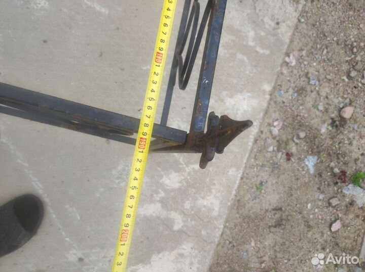 Оградки на кладбище