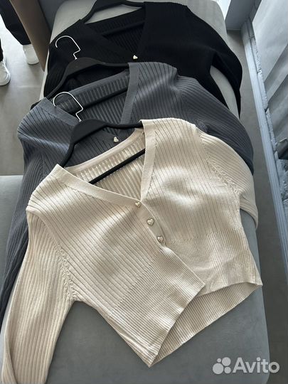 Кофта укороченная на пуговицах женская