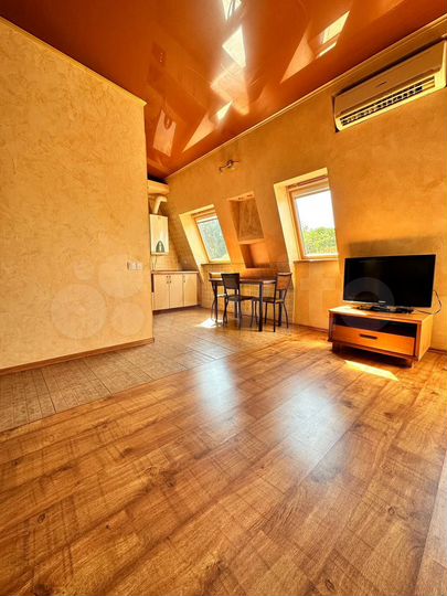 2-к. квартира, 55 м², 6/6 эт.