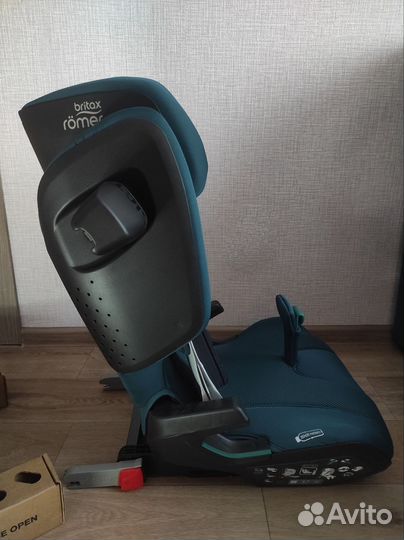 Новое Britax Romer Kidfix i-size Atlantic Green