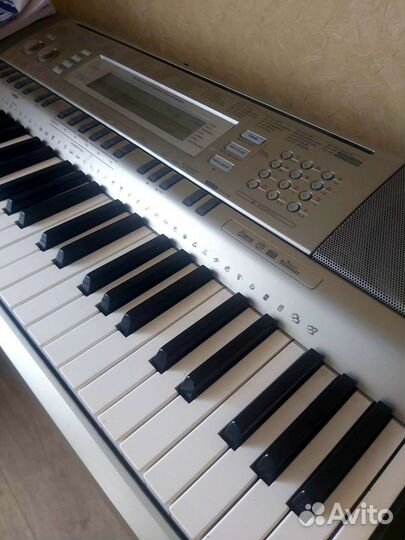 Синтезатор casio WK-200