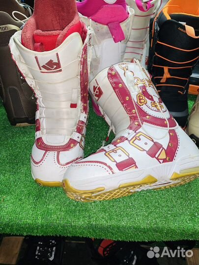 Ботинки для сноуборда женские