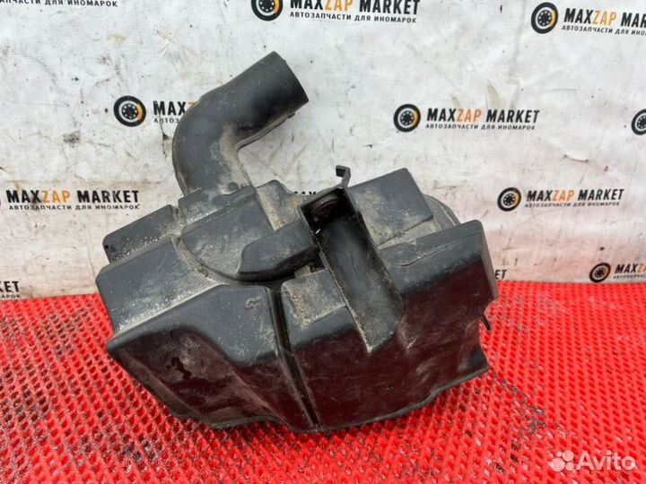 Корпус воздушного фильтра Ford Focus 2 1.8 DIZ