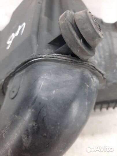 Корпус воздушного фильтра Renault Clio хэтчбэк 3