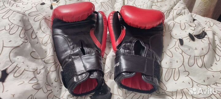 Боксерские перчатки 12 oz green hill