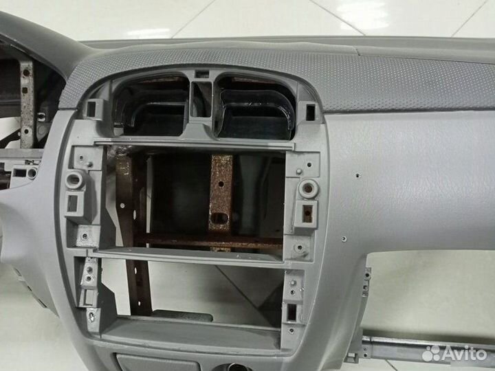 Торпедо Mazda Premacy минивен RF 2000