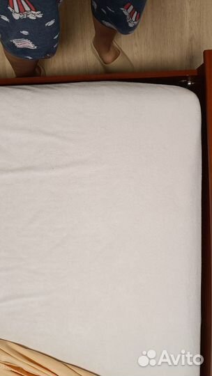 Непромокаемый наматрасник 160х200
