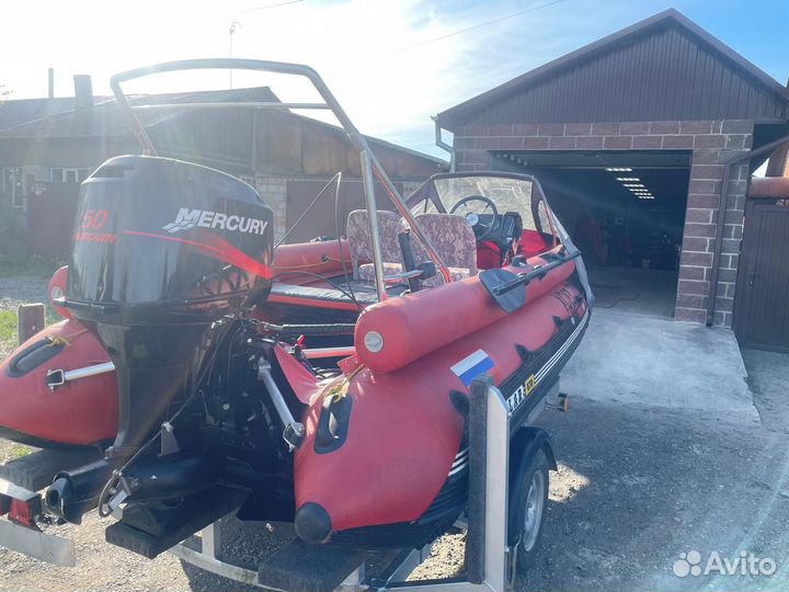 Лодка Solar 470 с мотором Mercury 50 EO водомет