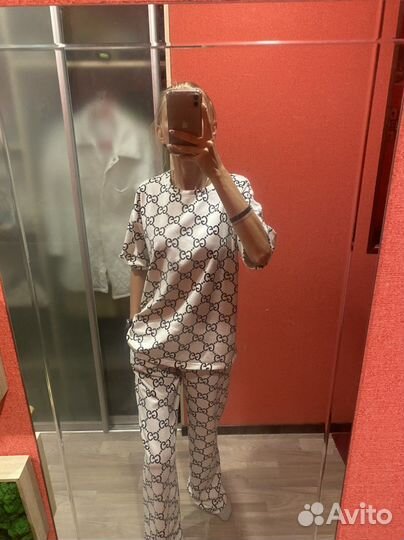 Крстюм размер m