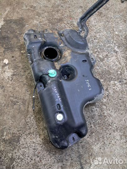 Renault sandero 1 бак топливный