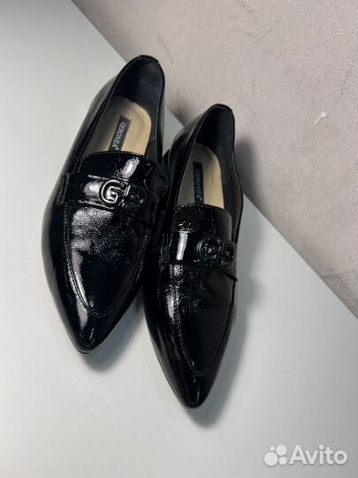 Лоферы женские