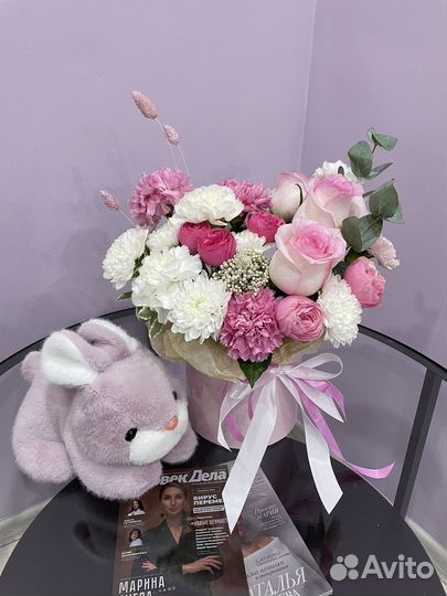 Букет цветы в коробке