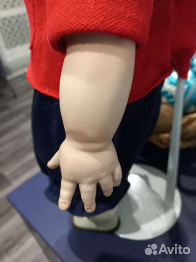 Кукла фарфоровая коллекционная