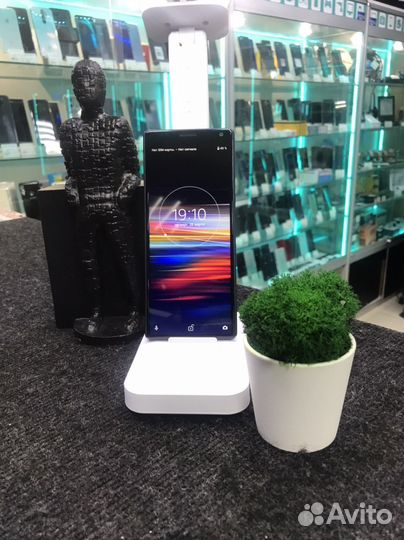 Sony Xperia 10, 4/64 ГБ
