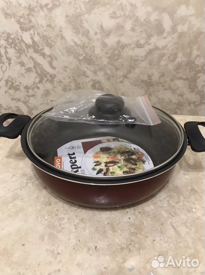 Набор кастрюль Жаровня с крышкой и сковорода