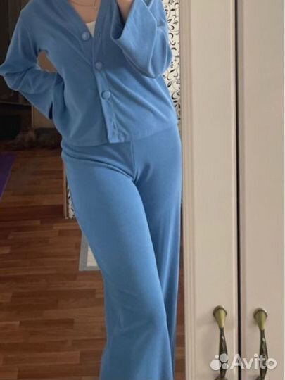 Костюм женский