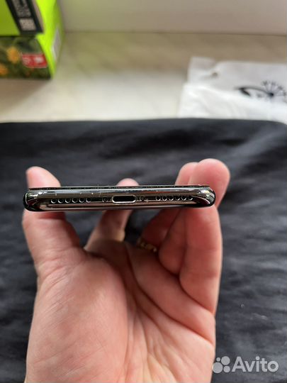 Apple iPhone 10 256gb в идеальном состоянии