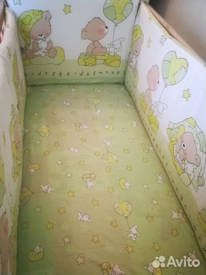 Бортики,балдахин,постельное,мобиль в кроватку