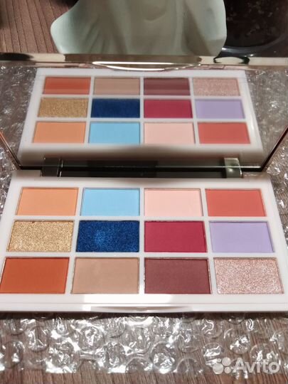 Тени для век