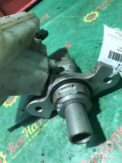 Главный тормозной цилиндр Bmw X3 F25 внедорожник