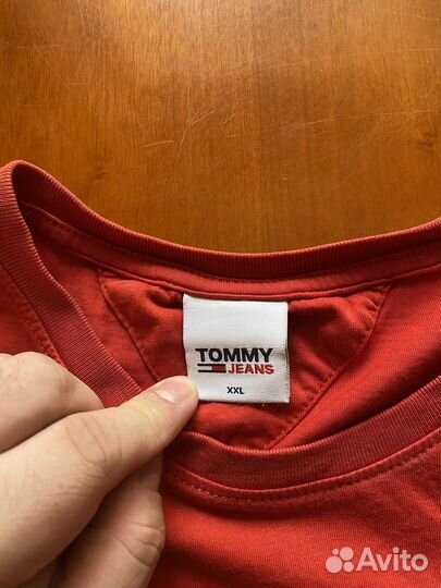 Футболка tommy jeans