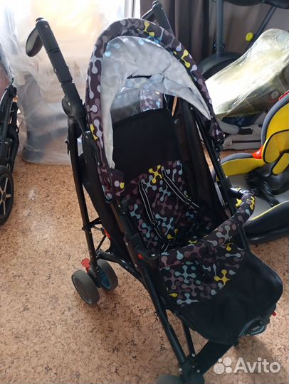 Прогулочная коляска