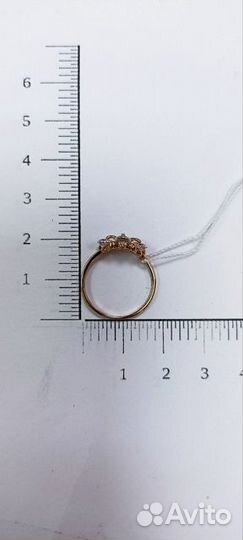 Золотое кольцо с камнем 16,5р