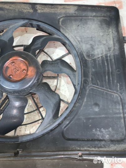 Вентилятор радиатора Hyundai I30 FD G4FC 2011