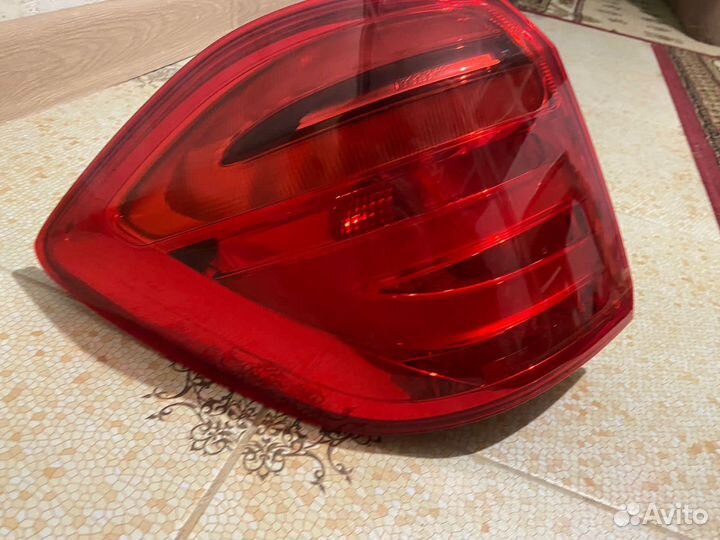 Фонарь Mercedes GL 166