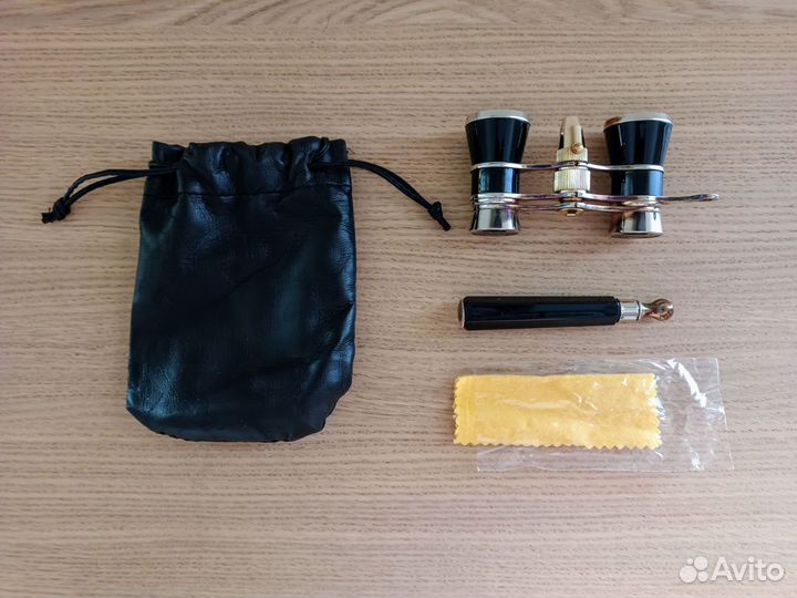 Бинокль театральный Levenhuk Broadway 325N