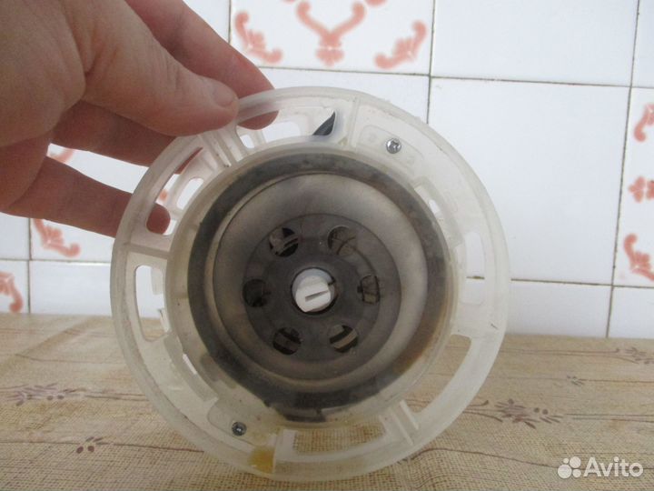 Катушка для намотки провода для пылесоса