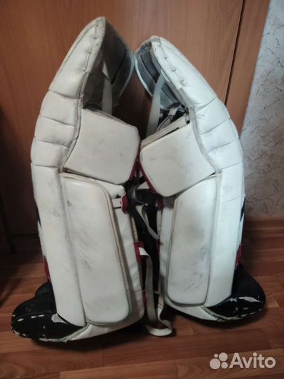 Хоккейные вратарские щитки